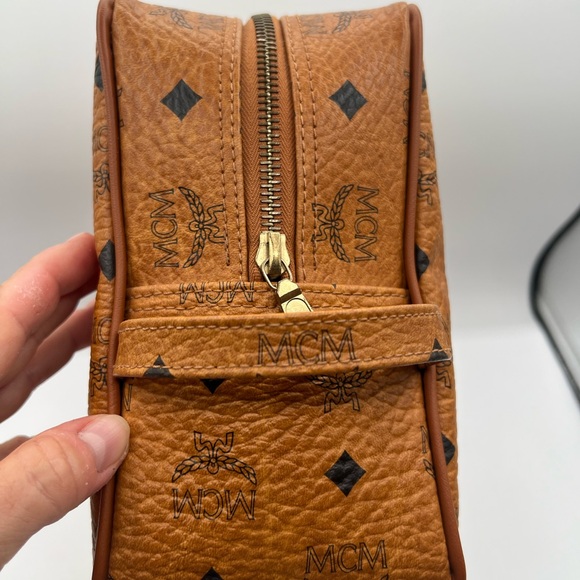 🔥MCM authentic like new travel/ toiletry bag visetos cognac.. super clean🔥 - Picture 10 of 13
